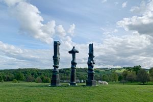 [Henry Moore][0], _Upright Motives No. 1 (Glenkiln Cross): No 2; No 7_. Yorkshire Sculpture Park, United Kingdom. Photo: Georges Armaos. 


[0]: https://ocula.com/artists/henry-moore/